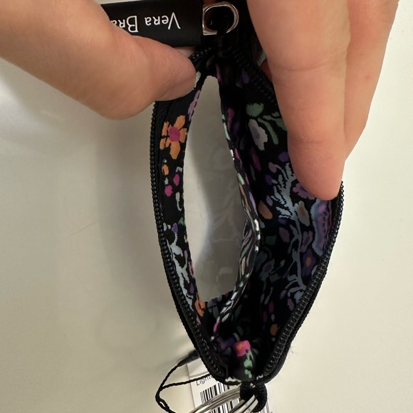 Vera Bradley - Zip ID Case / Black and floral print - Picture 7 of 9